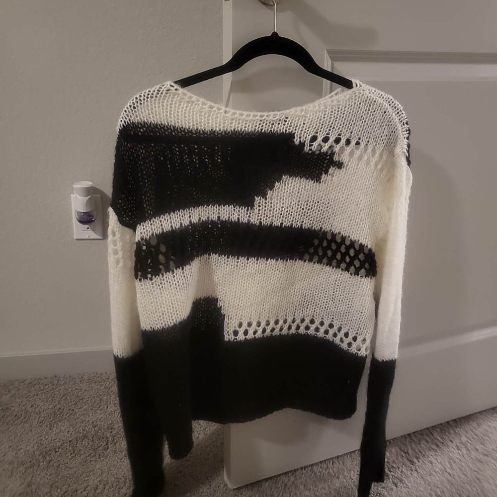 NWT DIAGONAL Korean Loose Color Mix Knit Black One Size - Picture 4 of 5